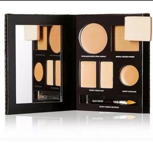 ✨Laura mercier the flawless face book = NU…